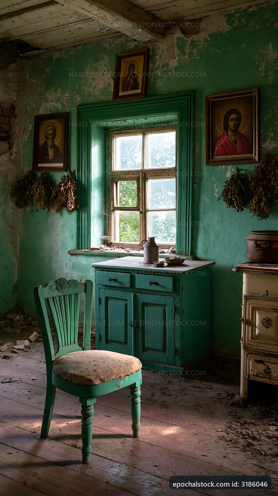 Old room with vintage furniture and green walls